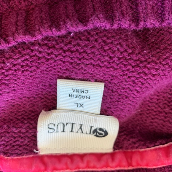 Sweater - Picture 2 of 3